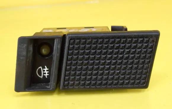 Fog light switch