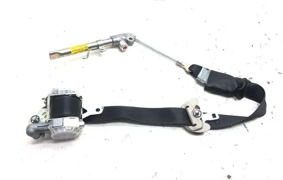 Subaru Outback Front seatbelt 7S1590P 64622AJ030VH