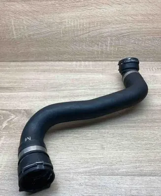 BMW 5 E60 E61 Engine coolant pipe/hose 7799748