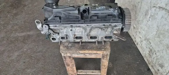 Volkswagen Golf Plus Engine head 03L103373A