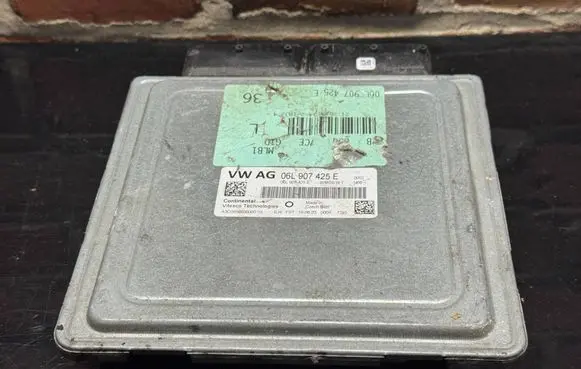Audi Q5 SQ5 Engine control unit/module 06L907425E A3C08688500000