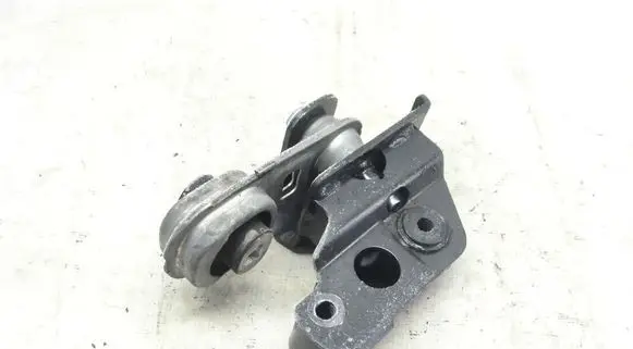 Renault Kadjar Gearbox mounting bracket brak