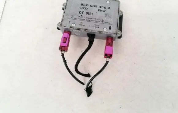 Audi A4 S4 B6 8E 8H Antenna control unit 8e0035456a