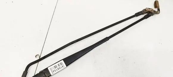 Toyota Aygo AB10 Front wiper blade arm