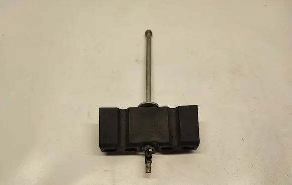 Ford Mustang VI Battery bracket 