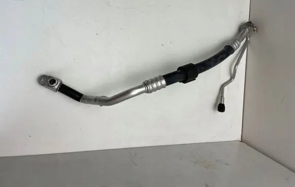 Audi A4 S4 B9 8W Air conditioning (A/C) pipe/hose 8W1820740A