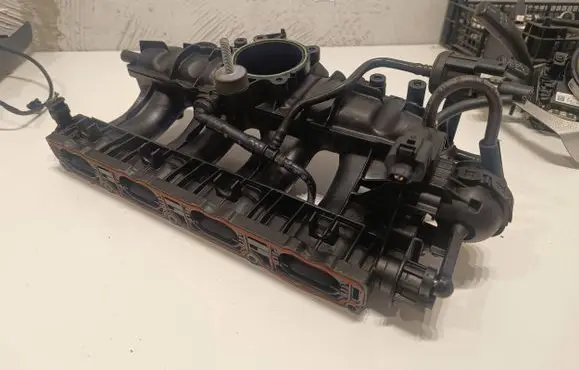 Audi A4 S4 B8 8K Intake manifold 06H133185BG 037906283C