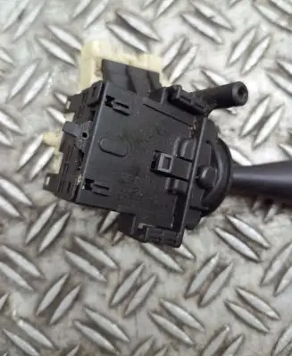 Toyota RAV 4 (XA20) Indicator stalk