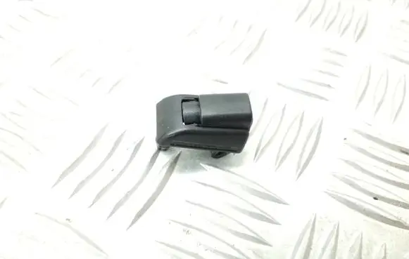 Skoda Octavia Mk3 (5E) Windshield washer spray nozzle 1Z0955985