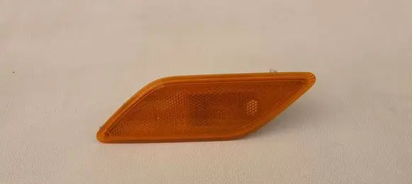 Mercedes-Benz E W212 Front indicator light A2128200121