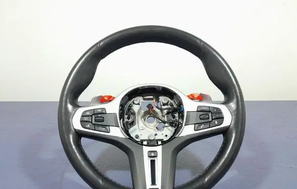 BMW M5 Steering wheel 