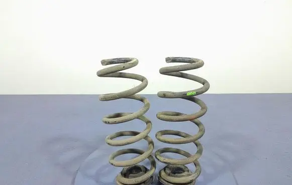 Mazda CX-3 Rear coil spring 