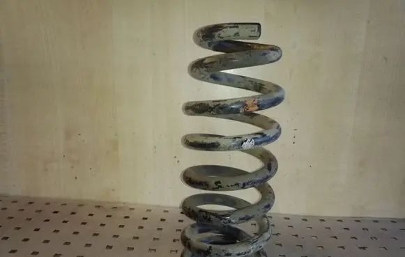 Mitsubishi Pajero Front coil spring