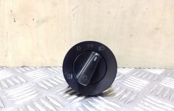 Light switch