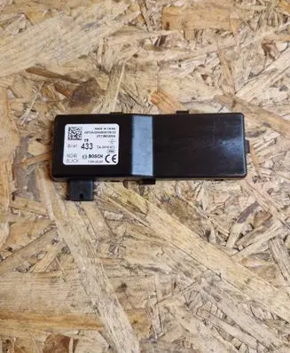 Chevrolet Orlando Door central lock control unit/module 13503204 F00HJ00487 TA2010972