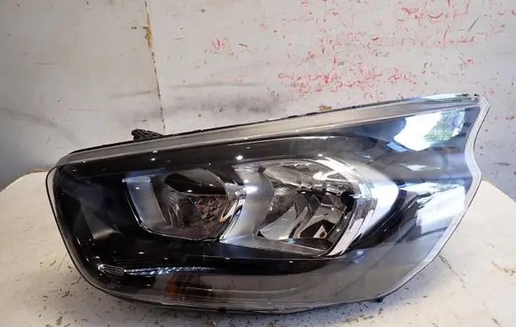 Ford Transit Custom Headlight/headlamp 8464688846