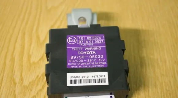 Toyota Avensis T250 Alarm control unit/module 8973005020 2370002810