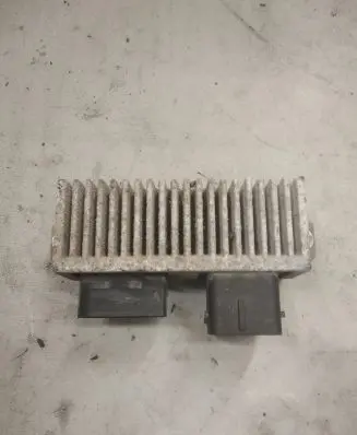 Renault Scenic III - Grand scenic III Glow plug pre-heat relay 8200558438A