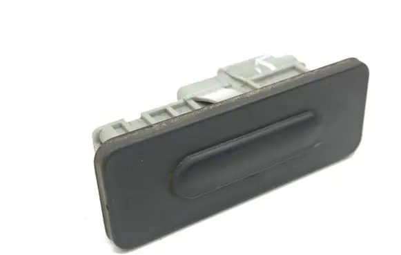 Renault Megane IV Tailgate opening switch 906069264R