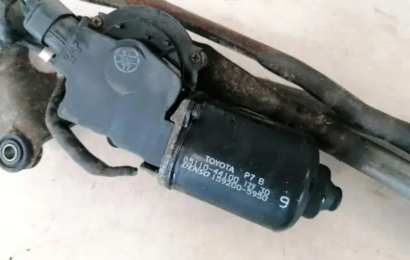 Toyota Avensis Verso Wiper motor 8511044100 85110-44100