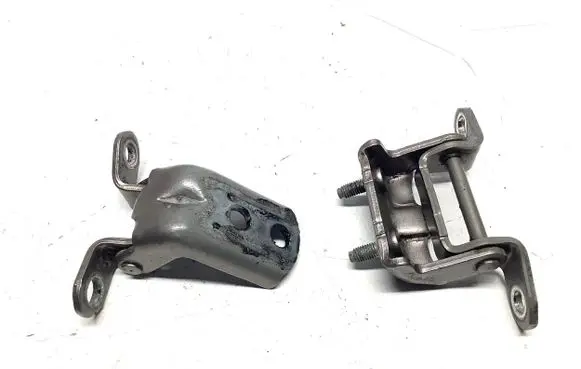 Nissan Qashqai+2 Rear door hinge set 