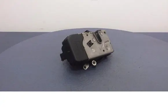 Renault Trafic II (X83) Front door lock 8200008260