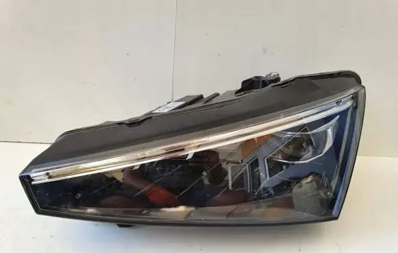 Skoda Scala Headlight/headlamp 657941015A