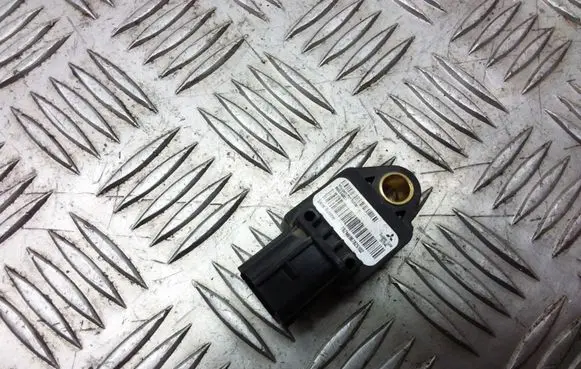 Mitsubishi Outlander Airbag deployment crash/impact sensor 8651A001