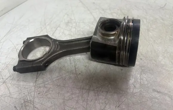 BMW X3 G01 Piston with connecting rod 857163503 8571635