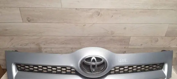 Toyota Corolla Verso AR10 Front grill 531110F020