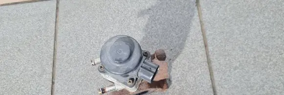 Nissan Terrano EGR valve