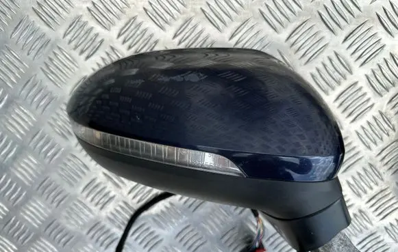 Volkswagen PASSAT B8 Front door electric wing mirror E20414150