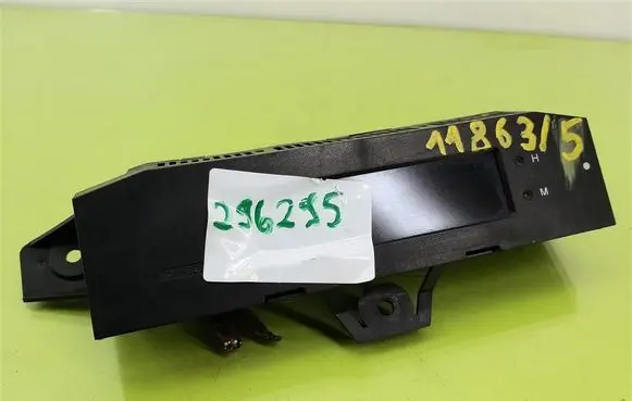 Renault Twingo III Speedometer (instrument cluster) 8200062390