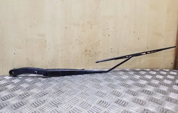 Chevrolet Orlando Front wiper blade arm 95483064