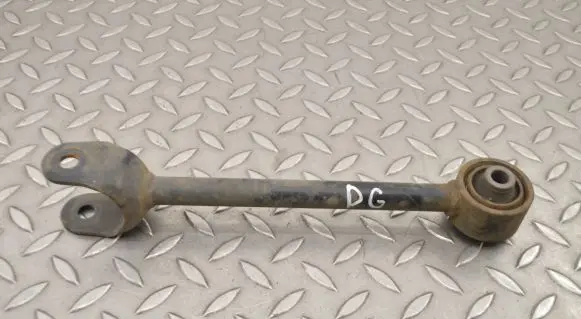 Toyota Prius (XW50) Rear upper control arm/wishbone