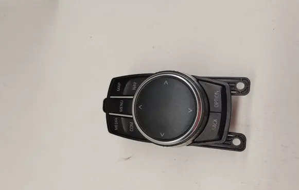 BMW X5M F85 Head unit multimedia control 6829082