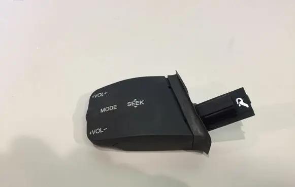Ford Focus Multifunctional control switch/knob 758709