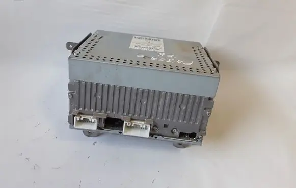 Mitsubishi Pajero Radio/CD/DVD/GPS head unit 8701A113 DY1MW7U53 34U194