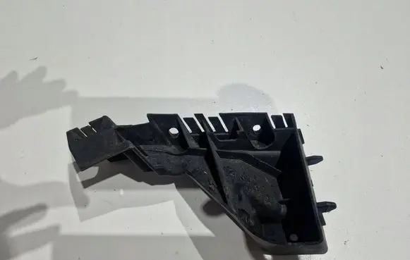 Audi Q5 SQ5 Front bumper mounting bracket 8R0807284C