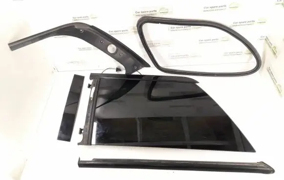 Mercedes-Benz GL X164 Rear side window 1646702150 1646701139