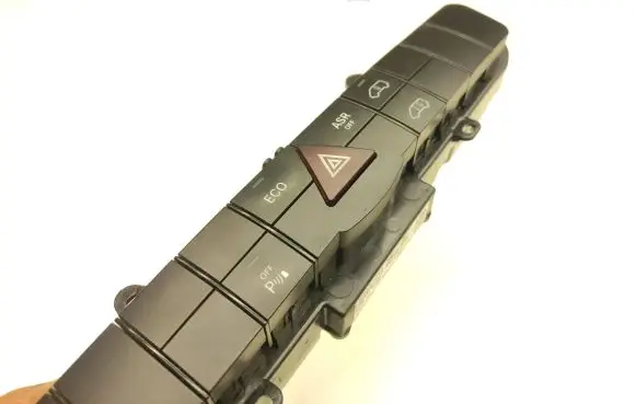 Mercedes-Benz Sprinter W906 Hazard light switch A9065450307 3368030104