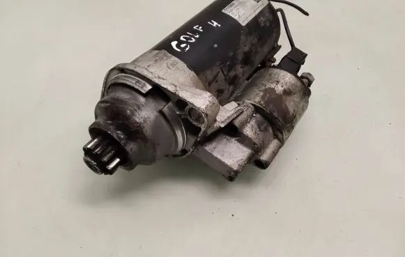 Volkswagen Golf IV Starter motor 111900