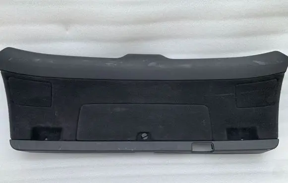 Audi A4 S4 B6 8E 8H Tailgate trim 8E9867979B 1000390