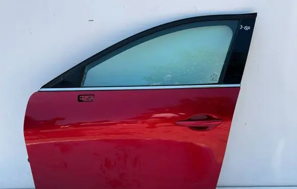 Mazda 3 Front door