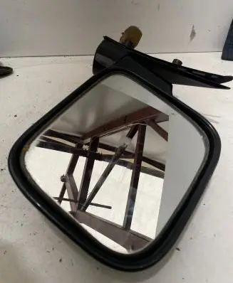 Opel Monterey Front door electric wing mirror E13010624 E13024172 010624