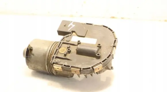 Volkswagen Golf V Wiper motor 1397220501