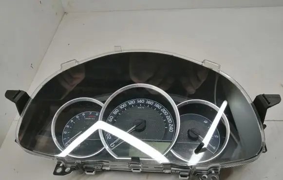 Toyota Auris E180 Speedometer (instrument cluster) 838000ZU21 MB1575701370