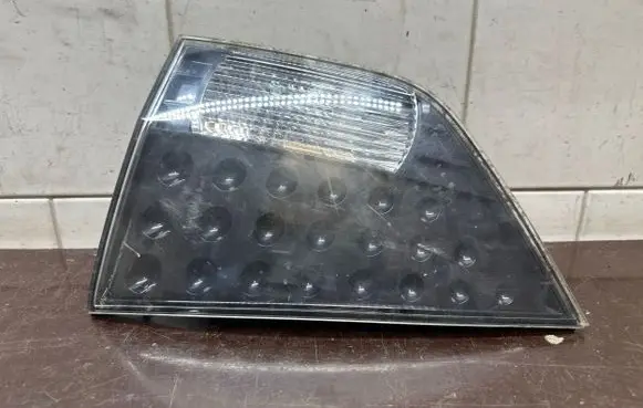 Mitsubishi Outlander Tailgate rear/tail lights 1146356R