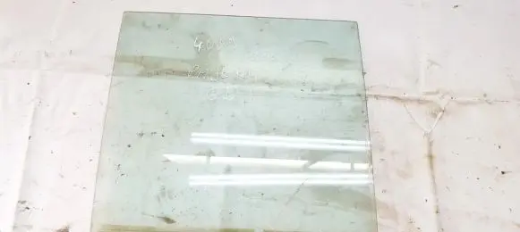 Mitsubishi Pajero Rear door window glass