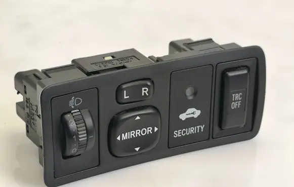 Wing mirror switch